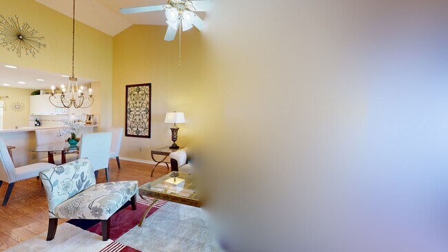 1235 Saxony Cir unit 5202, Punta Gorda, FL 33983 - photo 2
