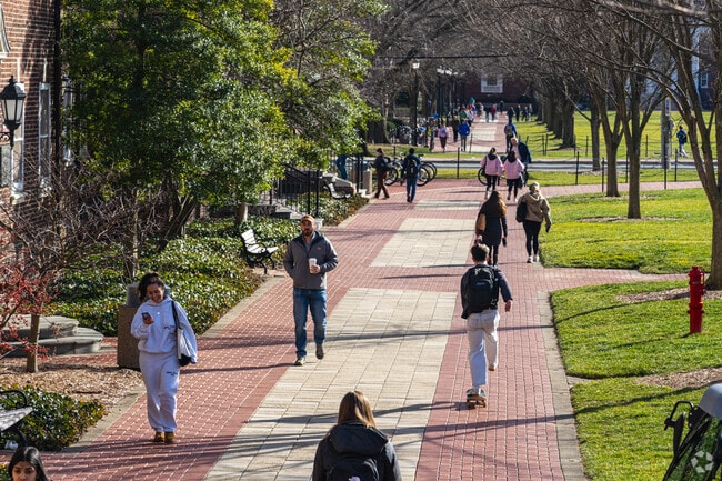 Eastern Newark is not far from the University of Delaware.