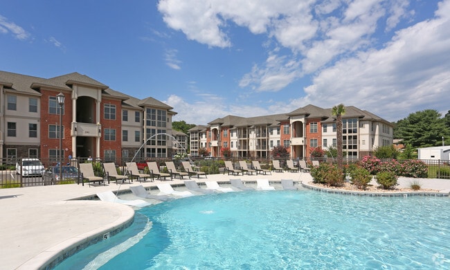 37 West Apartments, Forest, VA 24551 - photo 2