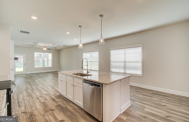 71 Avian Way, Auburn, GA 30011 - photo 2