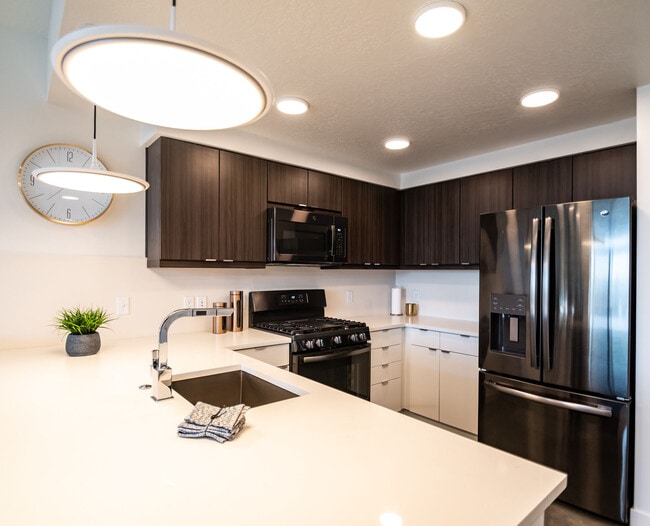 Quattro, Salt Lake City, UT 84111 - photo 4