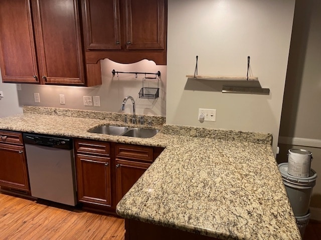 2833 Barmettler St unit 2833 Barmettler, Raleigh, NC 27607 - photo 4