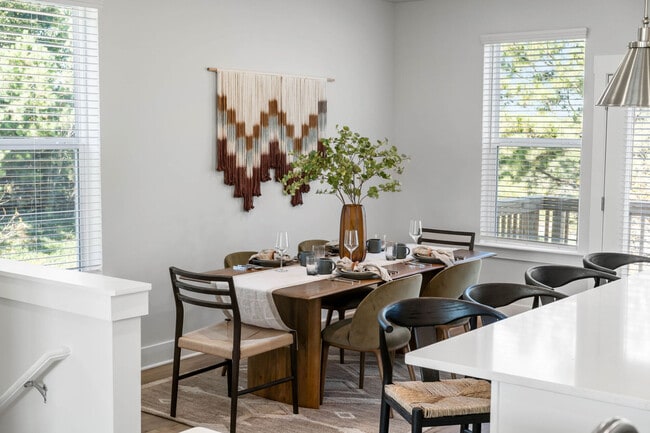 HARMON Jefferson Village by Crescent Communities, Greensboro, NC 27410 - photo 5