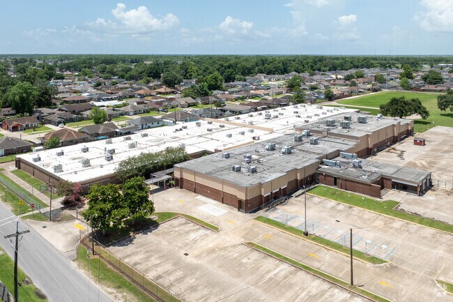 The dedicated teachers of Allen Ellender School earned an A grade from Niche.