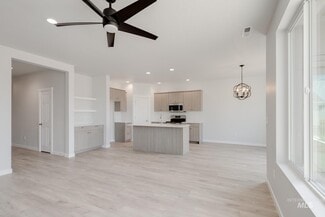 608 W Snowy Owl St, Kuna, ID 83634