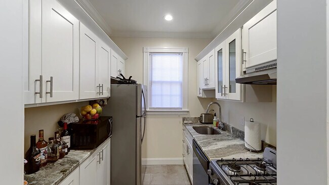 15 Glenville Ave unit 12A, Allston, MA 02134 - photo 3