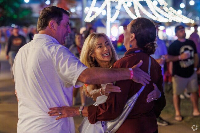 May-Lecta-Sweet Historic District is very close to many events in the area.