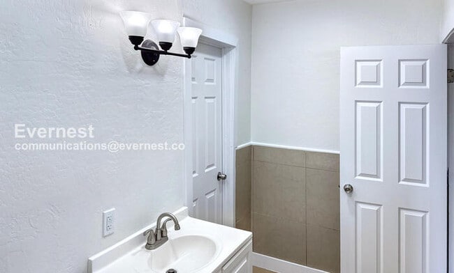 2317 W Adams St, Phoenix, AZ 85009 - photo 3