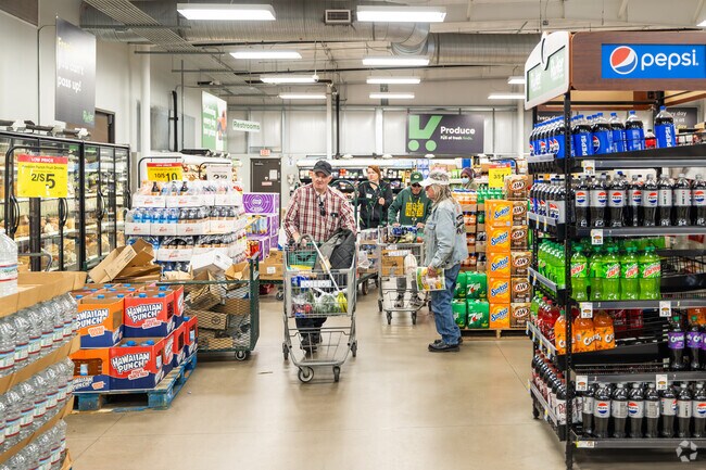Ruler Foods in Fifth Ward is a great local grocery store with discounted prices.