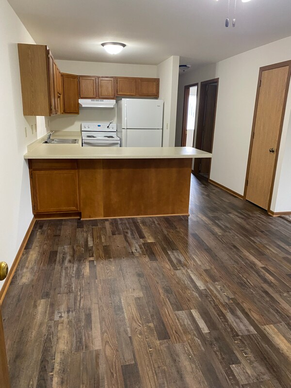 1551 Honeysuckle Rd Unit 1551 Honeysuckle Rd, Hartford, WI 53027