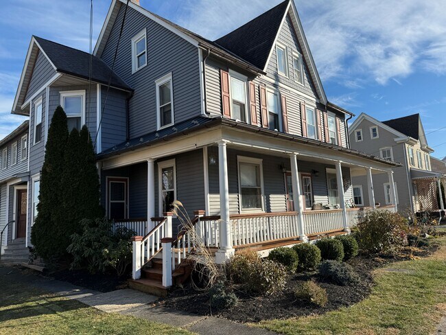 27 N Main St unit 27 N.Main St, Richlandtown, PA 18955 - photo 2