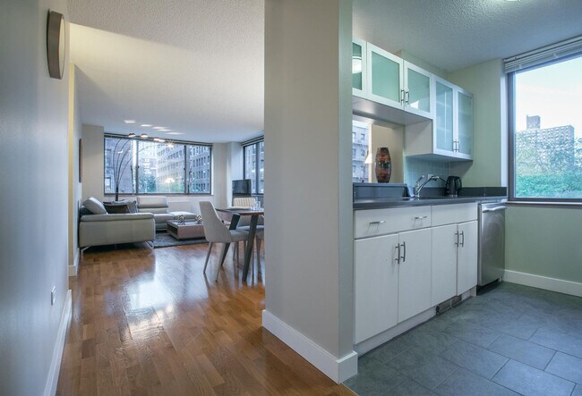 58 W 91st St unit FL4-ID1251677P, New York, NY 10024 - photo 4