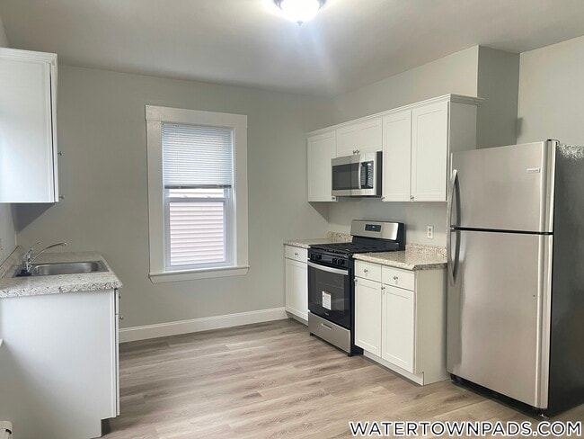 6 Swetts Ct, Watertown, MA 02472 - photo 2