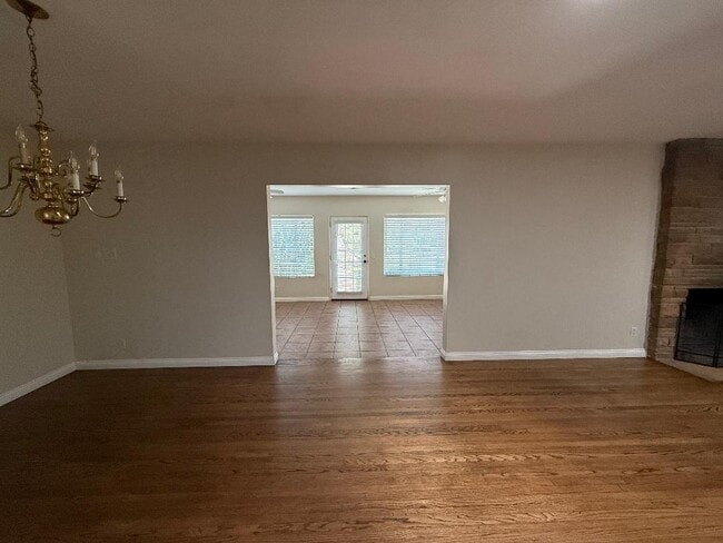 8552 Woodley Ave, North Hills, CA 91343 - photo 4