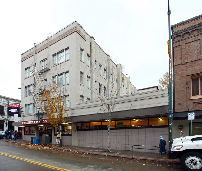 Avenue Building: Centrally located in University District!, Seattle, WA 98105 - photo 2
