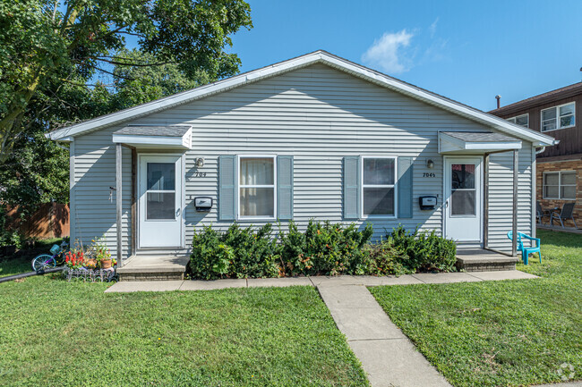 Near East features many updated duplexes built in the late 20th century.