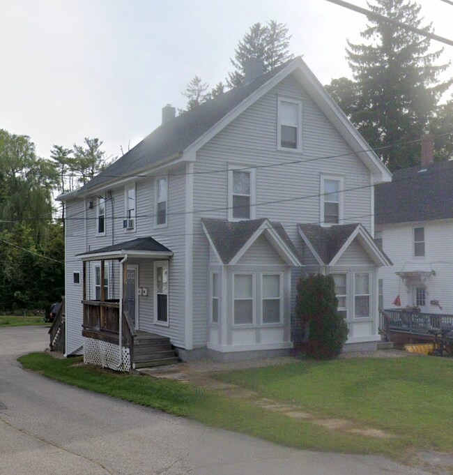 16 Hough St unit 18B, Dover, NH 03820 - photo 2