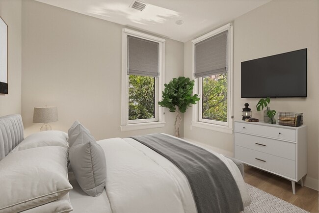 211 Green St unit 304, Jamaica Plain, MA 02130 - photo 4