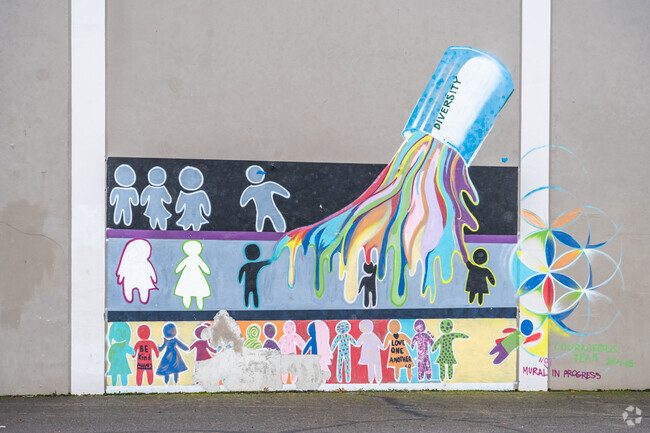 Spencer Butte Middle School in Eugene has a colorful mural.