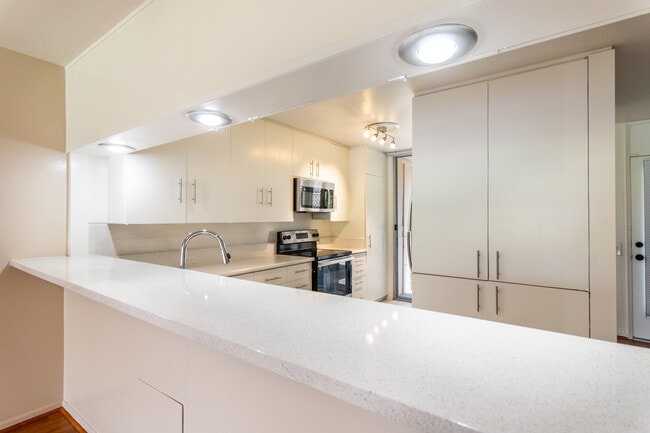 Canyon Villas Place, Palm Springs, CA 92264 - photo 2