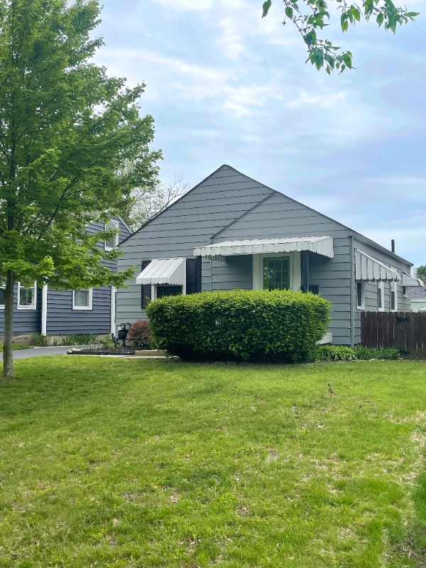 483 E Jeffrey Place, Columbus, OH 43214