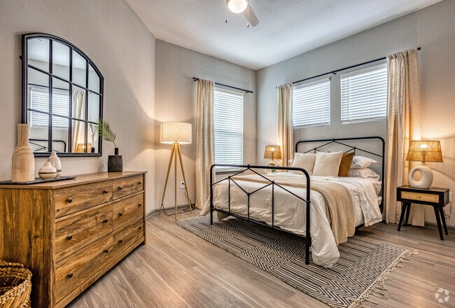 Rowan Pointe, Pinellas Park, FL 33781 - photo 6