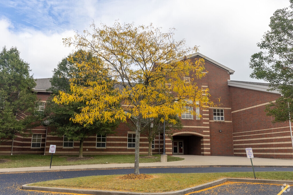 Belden Elementary School provides education to the little residents in 
Outer Canton