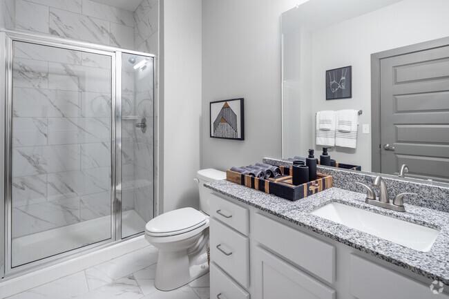 2BR, 2BA - The Hamilton - 1,187SF - Bathroom