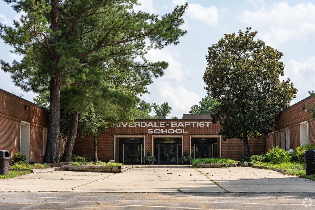 Riverdale Baptist School building in Greater Upper Marlboro