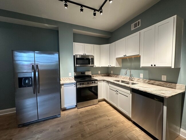 5 5th St unit 204, Pocomoke City, MD 21851 - photo 4