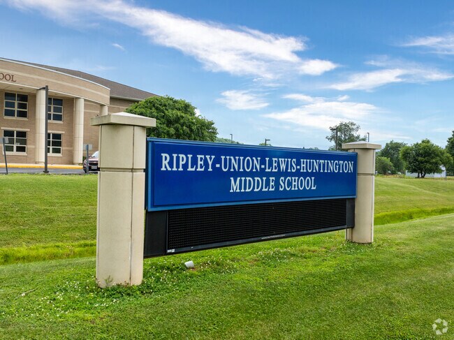 Ripley Union Lewis Huntington Middle School welcomes you.