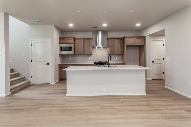 6117 Saddlehorn Dr, Timnath, CO 80547 - photo 6