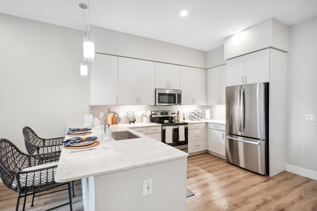 Overture North Scottsdale 55+ Active Adult Apartment Homes, Scottsdale, AZ 85260 - photo 7