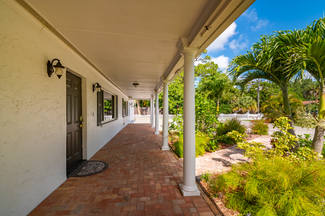 2130 Pinehurst St, Sarasota, FL 34231