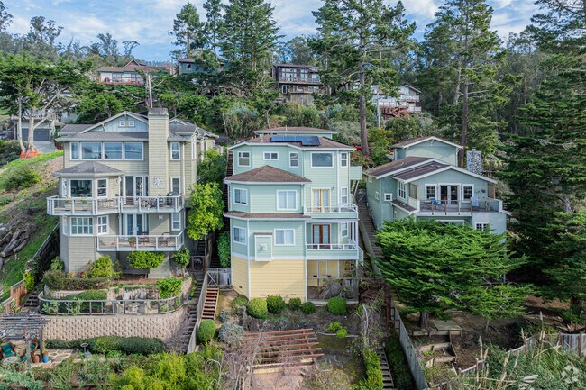 Homes nestled amidst El Granada's rolling hills.