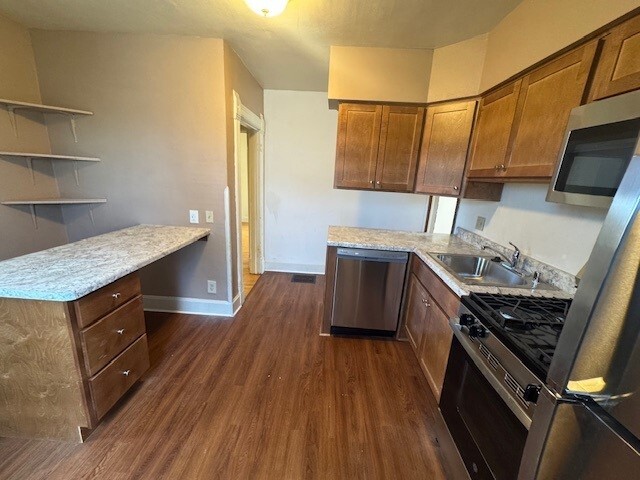 1812 Madison St unit 2, Madison, WI 53711 - photo 3