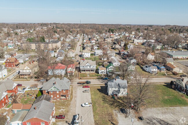 Salem's economy began with an industrial base, with railroad companies laying down track in the late 1800's.