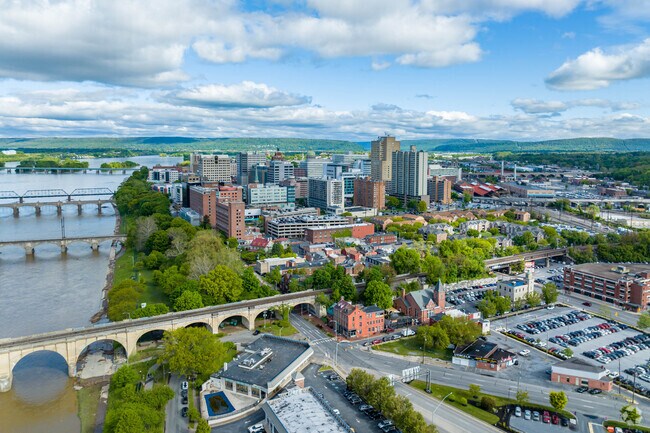 Downtown Harrisburg is only a short car ride away from Muir.