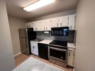 225 S Tropical Trail, Merritt Island, FL 32952