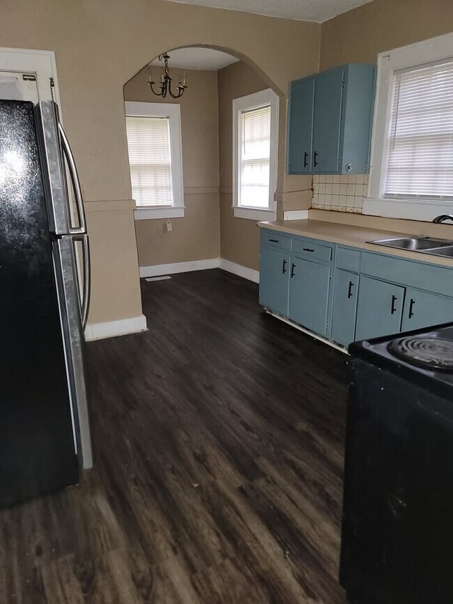 2483 Beech Ave, Macon, GA 31204