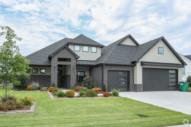 Stone Canyon homes bring luxury design and features to homes of all sizes.