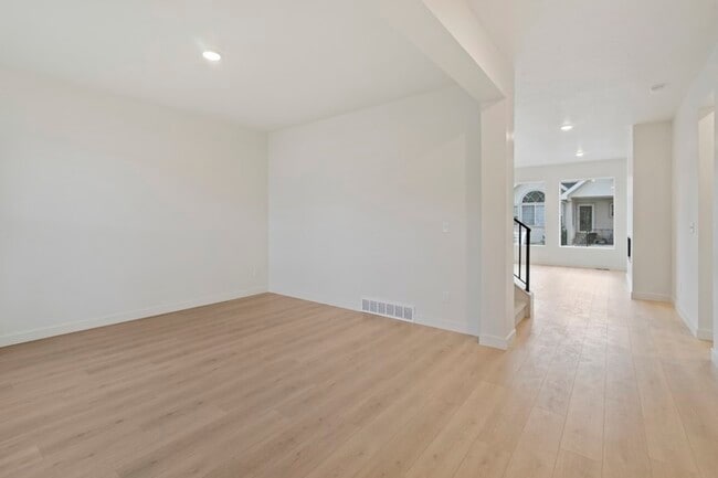 1515 W 1010 St N, Pleasant Grove, UT 84062 - photo 7