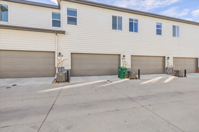 19219 E 64th Ave, Denver, CO 80249 - photo 4