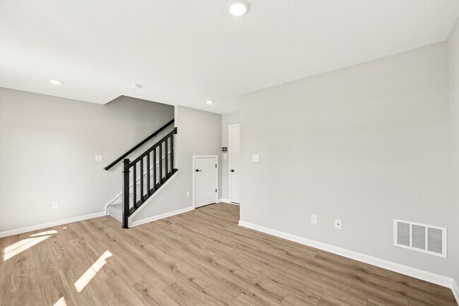 4370 Douro Trail, Westfield, IN 46062 - photo 7