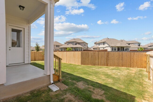 10269 Bartenheim Dr, Schertz, TX 78154 - photo 5