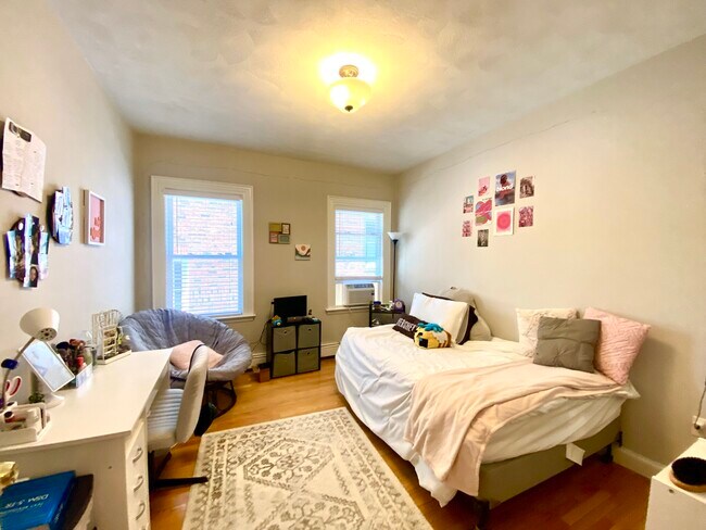 1433 Cambridge St unit 1, Cambridge, MA 02139 - photo 5