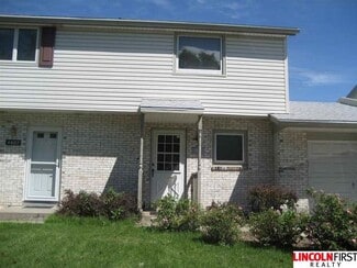 4605 Tipperary Trail, Lincoln, NE 68512