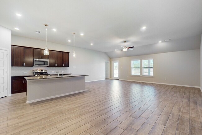 3129 Royal Throne Ct unit 36472339, Denton, TX 76208 - photo 7