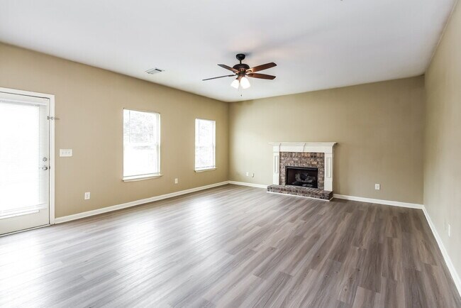 13 Thatch Ct NW, Cartersville, GA 30120 - photo 4