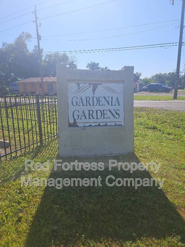 4331 Glenwood Ave unit 3, Fort Myers, FL 33905 - photo 2